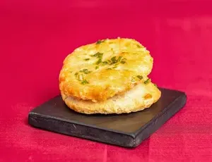 HiFive Chicken Marine Dr - Burger & Fried Chicken restaurant in Vancouver – fine dining dishes, interior photos, and ambiance.