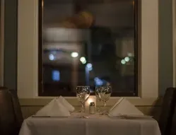 Steveston Seafood House - Seafood restaurant in Richmond – fine dining dishes, interior photos, and ambiance.