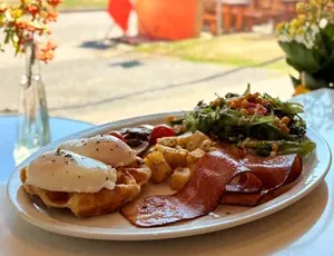 Cathy's Cafe - Cafe restaurant in Vancouver – fine dining dishes, interior photos, and ambiance.
