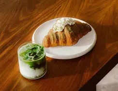 Aidan's Coffee & Food W Broadway - Cafe restaurant in Vancouver – fine dining dishes, interior photos, and ambiance.