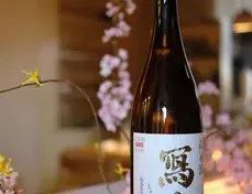 Niwa Restaurant - Global restaurant in Vancouver – fine dining dishes, interior photos, and ambiance.