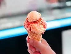 Ricardo's Granville (Bubble Tea, Ice Cream, Coffee) - Dessert restaurant in Downtown Vancouver – fine dining dishes, interior photos, and ambiance.