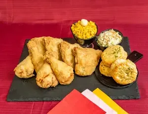 HiFive Chicken Marine Dr - Burger & Fried Chicken restaurant in Vancouver – fine dining dishes, interior photos, and ambiance.