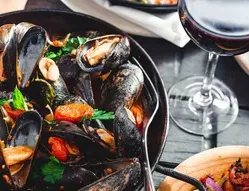 Steveston Seafood House - Seafood restaurant in Richmond – fine dining dishes, interior photos, and ambiance.