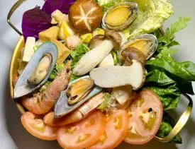 Mala King Hot Pot - Hot Pot restaurant in Surrey – fine dining dishes, interior photos, and ambiance.