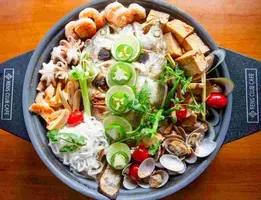 RENS Cafe & Bistro - Thai restaurant in Burnaby – fine dining dishes, interior photos, and ambiance.