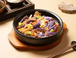 NamPo Rice Bowl - Chinese restaurant in Burnaby – fine dining dishes, interior photos, and ambiance.