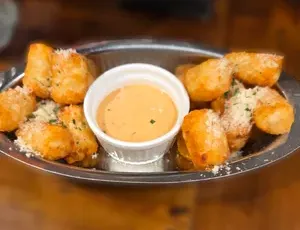 AM Cafe - Cafe restaurant in Vancouver – fine dining dishes, interior photos, and ambiance.