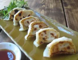 Shizenya - Japanese & Sushi restaurant in Downtown Vancouver – fine dining dishes, interior photos, and ambiance.