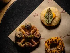 Restaurant Kavita - Asian restaurant in Vancouver – fine dining dishes, interior photos, and ambiance.