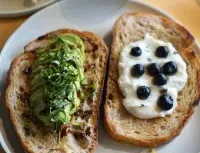Penny Penny Coffee - Cafe restaurant in Vancouver – fine dining dishes, interior photos, and ambiance.