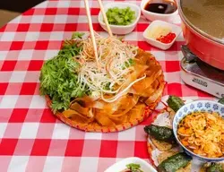 Crab Hot Lau Granville - Vietnamese restaurant in Vancouver – fine dining dishes, interior photos, and ambiance.