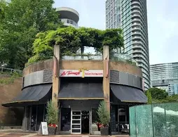 La Terrazza - Italian restaurant in Downtown Vancouver – fine dining dishes, interior photos, and ambiance.