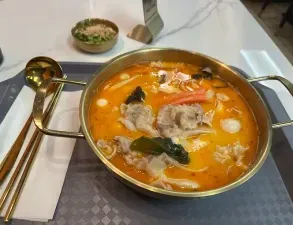 Mala King Hot Pot - Hot Pot restaurant in Surrey – fine dining dishes, interior photos, and ambiance.