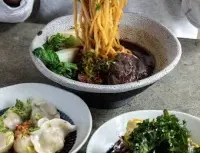 Torafuku - Global restaurant in Downtown Vancouver – fine dining dishes, interior photos, and ambiance.
