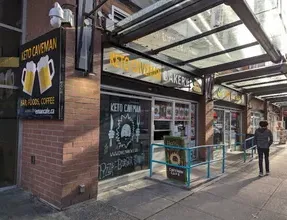 Keto Caveman Café - Cafe restaurant in Downtown Vancouver – fine dining dishes, interior photos, and ambiance.