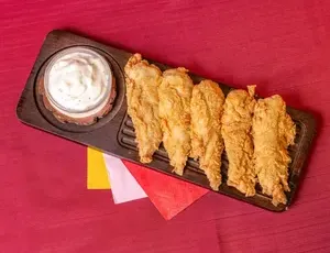 HiFive Chicken Marine Dr - Burger & Fried Chicken restaurant in Vancouver – fine dining dishes, interior photos, and ambiance.