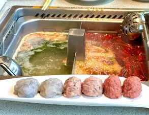 Haidilao Hotpot Richmond - Hot Pot restaurant in Richmond – fine dining dishes, interior photos, and ambiance.