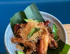 Song (by Kin Kao) - Thai restaurant in Vancouver – fine dining dishes, interior photos, and ambiance.