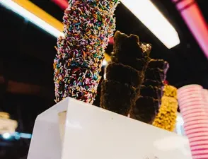 Ricardo's Granville (Bubble Tea, Ice Cream, Coffee) - Dessert restaurant in Downtown Vancouver – fine dining dishes, interior photos, and ambiance.