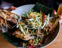Song (by Kin Kao) - Thai restaurant in Vancouver – fine dining dishes, interior photos, and ambiance.