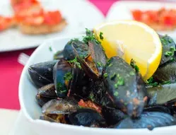 Steveston Seafood House - Seafood restaurant in Richmond – fine dining dishes, interior photos, and ambiance.