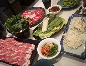 Haidilao Hotpot Richmond - Hot Pot restaurant in Richmond – fine dining dishes, interior photos, and ambiance.