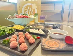 Haidilao Hotpot Richmond - Hot Pot restaurant in Richmond – fine dining dishes, interior photos, and ambiance.