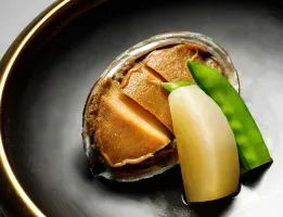 Masa Ishibashi - Japanese & Sushi restaurant in Richmond – fine dining dishes, interior photos, and ambiance.