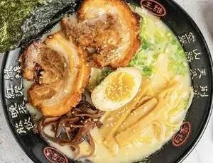 Umami Ramen + Grill - South Asian restaurant in Surrey – fine dining dishes, interior photos, and ambiance.