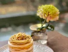 M.E Concept Cakes - Dessert restaurant in Vancouver – fine dining dishes, interior photos, and ambiance.