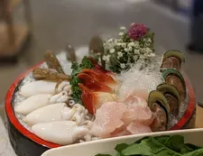 Haidilao Hotpot Richmond - Hot Pot restaurant in Richmond – fine dining dishes, interior photos, and ambiance.
