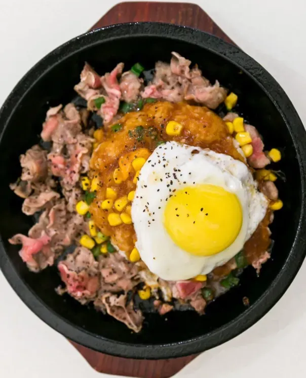 Picture of dish Beef Sizzle Plate at Teppan Kitchen Downtown