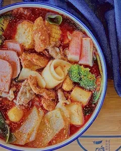 Spicy Pro Hot Pot - restaurant in Richmond – fine dining dishes, interior photos, and ambiance. - Photo 1
