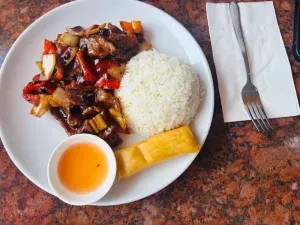 Papaya Hut Restaurant - restaurant in Vancouver – fine dining dishes, interior photos, and ambiance. - Photo 1