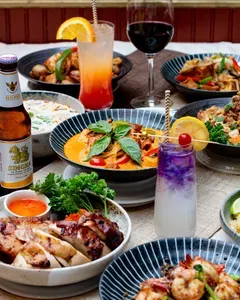 Sawasdee Thai Restaurant - restaurant in Vancouver – fine dining dishes, interior photos, and ambiance. - Photo 1