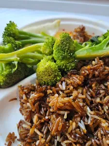 Famous wok - restaurant in Vancouver – fine dining dishes, interior photos, and ambiance. - Photo 1