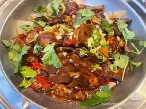 Three Woks - restaurant in Richmond – fine dining dishes, interior photos, and ambiance. - Photo 1