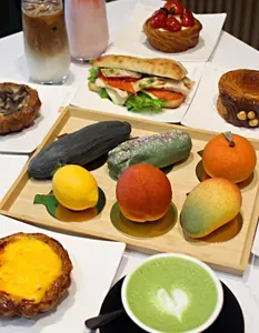 Le Belisse Café - restaurant in Vancouver – fine dining dishes, interior photos, and ambiance. - Photo 1