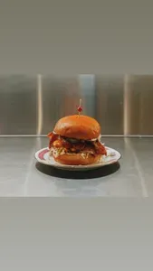 Picture of dish Luna Burger at Aureliana