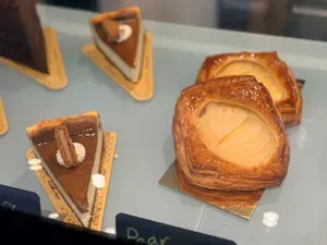 Picture of dish Pear Danish at Miraas Café